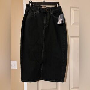 Universal Thread Denin skirt